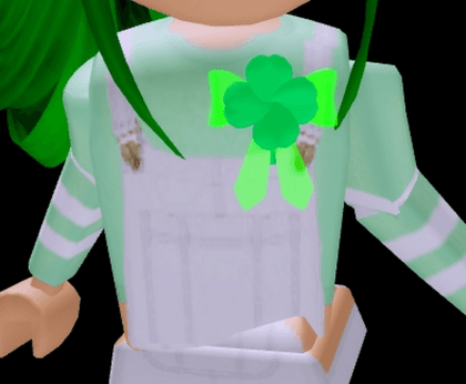 Lucky Bow Pin